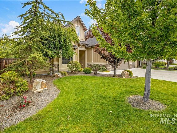 3rd image of 3904 W Farm View Dr