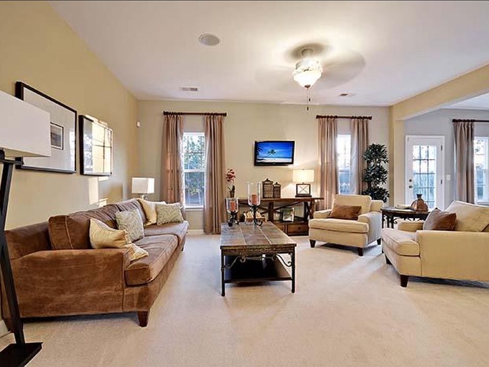 2nd image of 225 Swamp Creek Ln