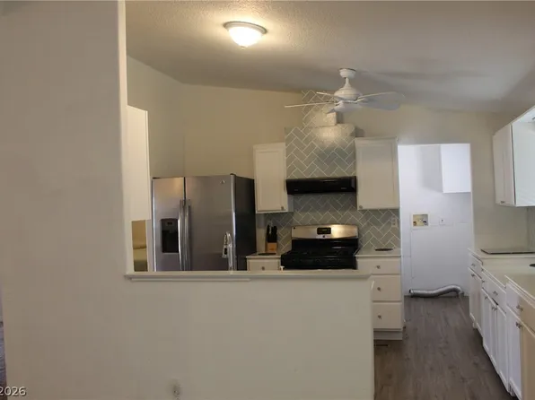 5801 S Deanna St, Pahrump, NV 89048
