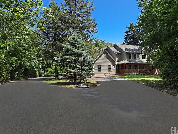 5th image of 26268 W Springwell Ave