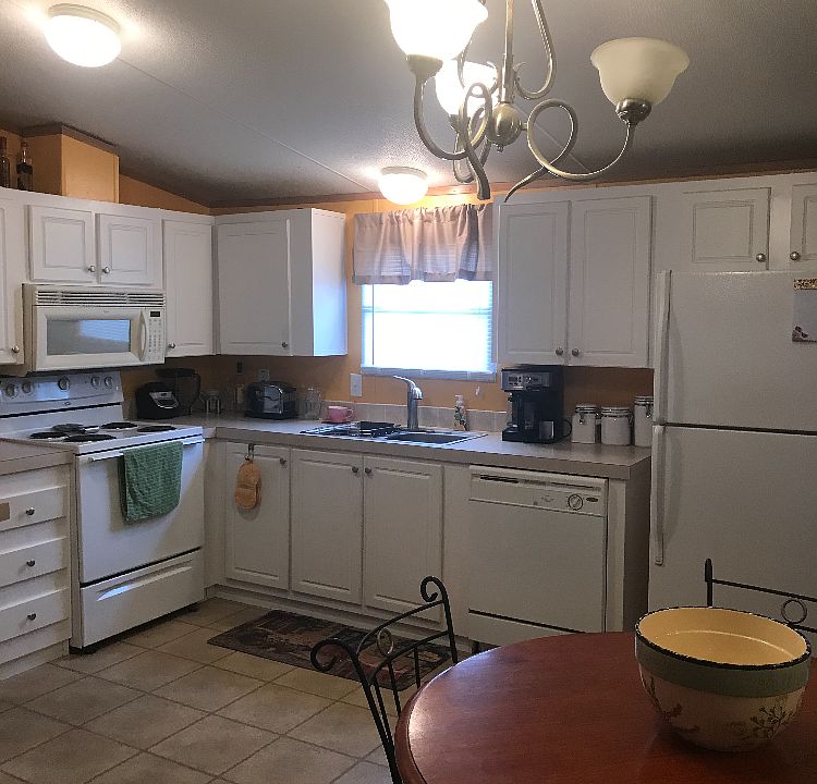 1st image of 431 NW 135th Way