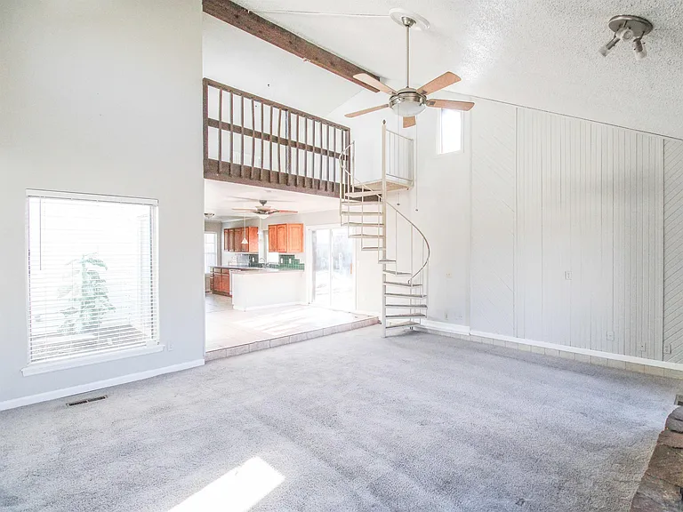 8900 N Shannon Ave — Photo 10