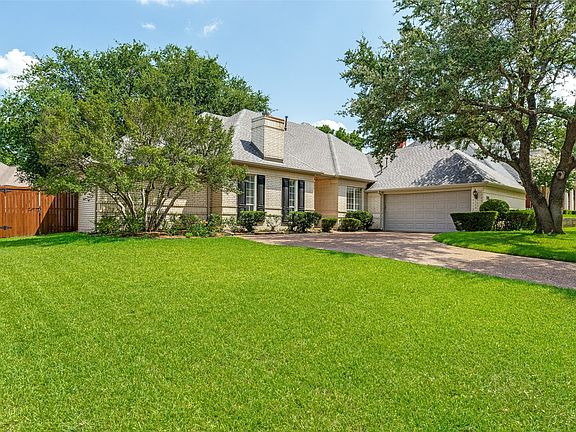 3rd image of 1105 Hills Creek Dr
