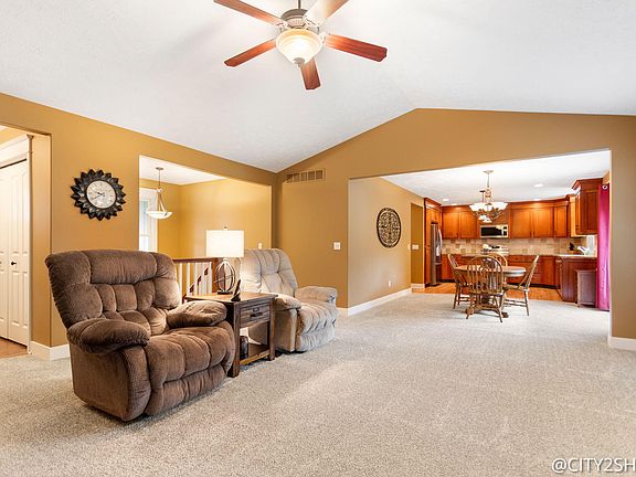 5th image of 6966 Yosemite Dr