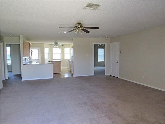 2nd image of 4503 Lloyd Dr