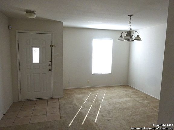 3rd image of 6111 Regent Clf