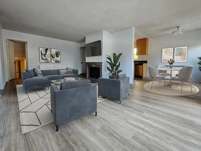 10323 Missouri Ave #1 — Photo 3