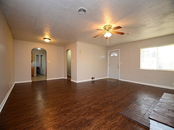 3rd image of 1518 Avenue N