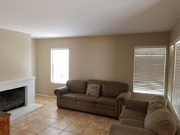 4th image of 39871 Wheatley Dr