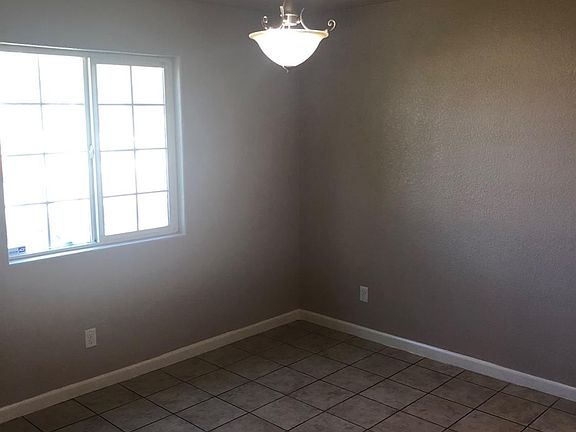 4th image of 5141 W Cornell Ave