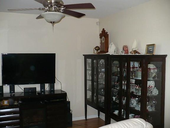 2nd image of 2450 Ashdale Dr #D-217