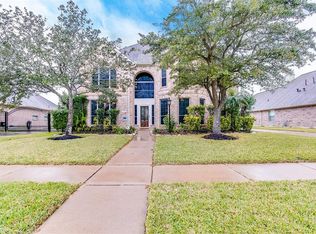 2522 Sunny Shores Dr, Pearland, TX 77584
