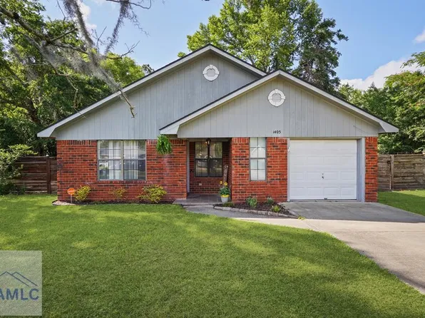 1405 Desert Storm Dr, Hinesville, GA 31313