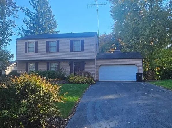 3840 Longhill Dr SE, Warren, OH 44484