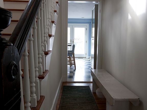 4th image of 154 W Rock Ave