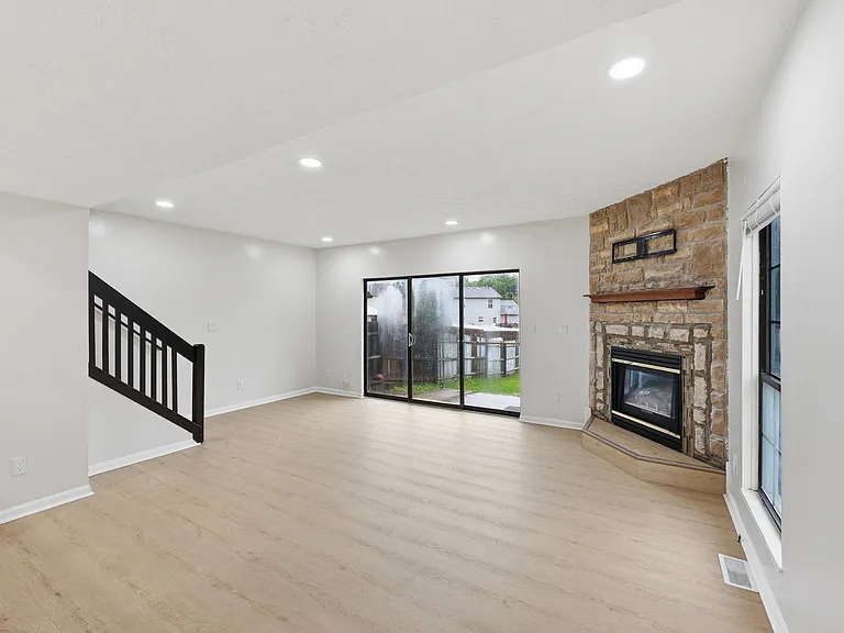 1600 Rock Creek Dr — Photo 14