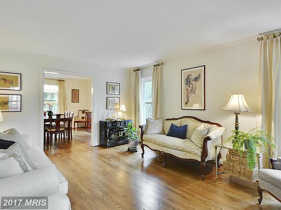 3rd image of 1792 Milboro Dr