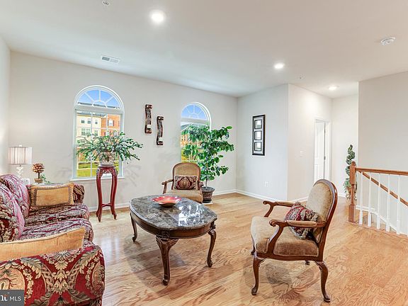 5th image of 7067 Darbey Knoll Dr