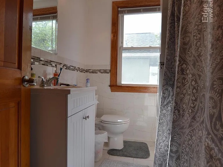 131 Nottinghill Rd #1 — Photo 10