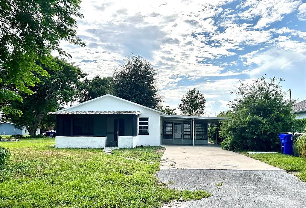 2 bed, 1.0 bath, 962 sqft, $1,500 — Photo 1