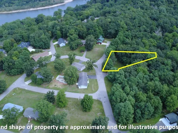 43/44 Golden Fawn Rd, Baraboo, WI 53913