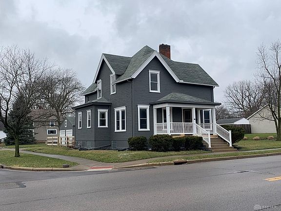 2nd image of 204 N Elm St