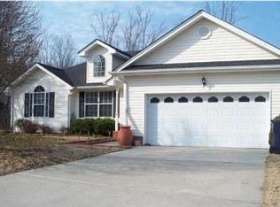 6763 Sawtooth Dr, Ooltewah, TN 37363