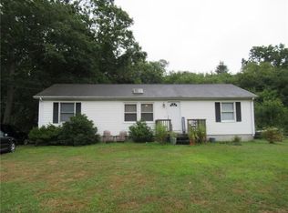 51 Robin Hollow Ln, Westerly, RI 02891