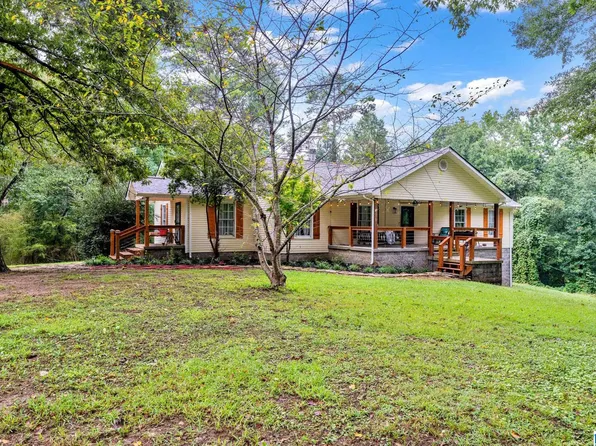 245 Cardiff St, Graysville, AL 35073