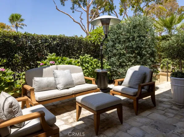 512 Avocado Ave, Corona Del Mar, CA 92625