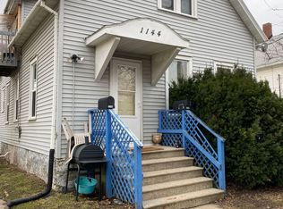 1144 Stuart St #A, Green Bay, WI 54301