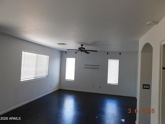 3rd image of 1020 E SADDLE Way