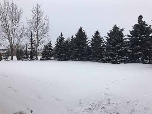 5th image of 701 Horseshoe Dr