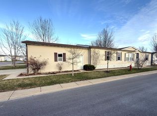 447 Seasons Pkwy, Belvidere, IL