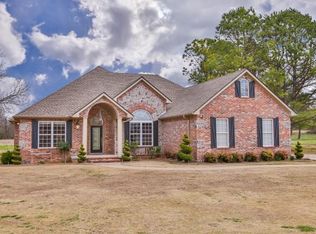 21464 Fairway Ct, Siloam Springs, AR 72761