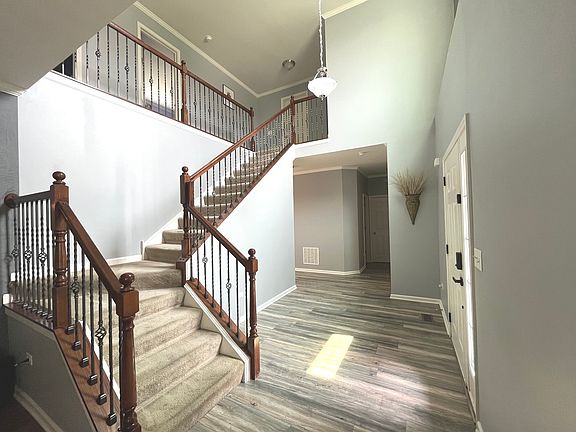 4th image of 1220 Vertin Blvd