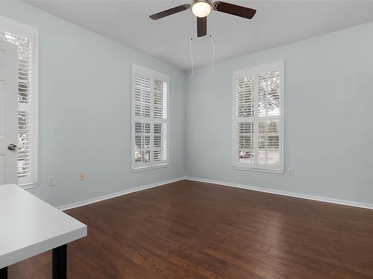 233 Goldenrain Dr #202 — Photo 23
