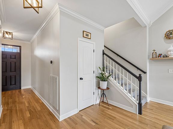 3rd image of 1012 Rudder Dr