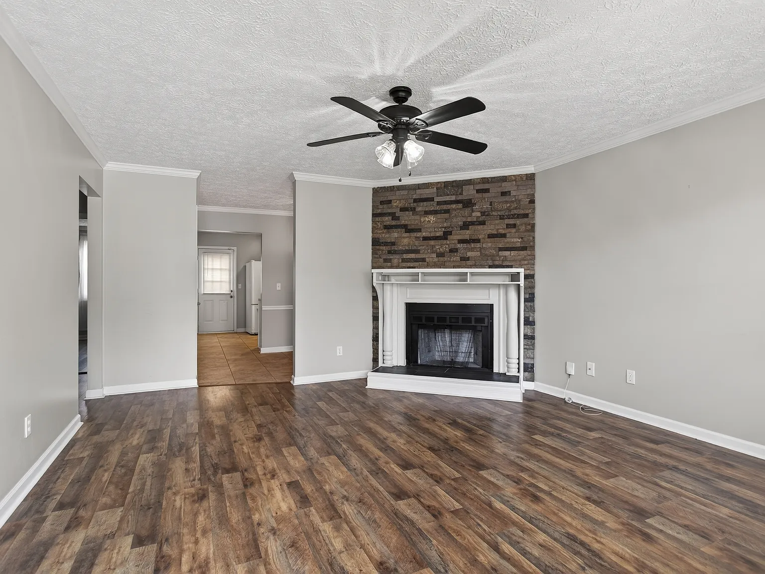 430 Walton Ferry Rd — Photo 3
