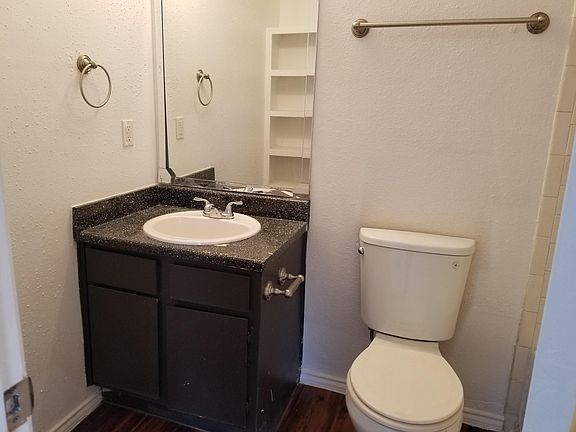 3rd image of 7107 E Highway 290 Ste C