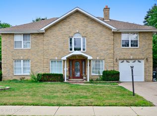 6418 Eldorado Dr, Morton Grove, IL 60053