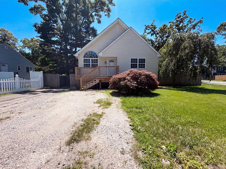 1st image of 166 Moriches Avenue
