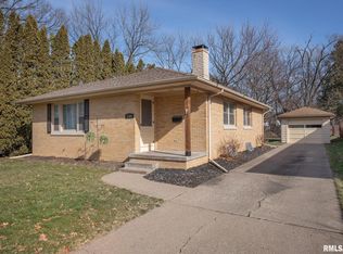 1702 35th St, Moline, IL 61265