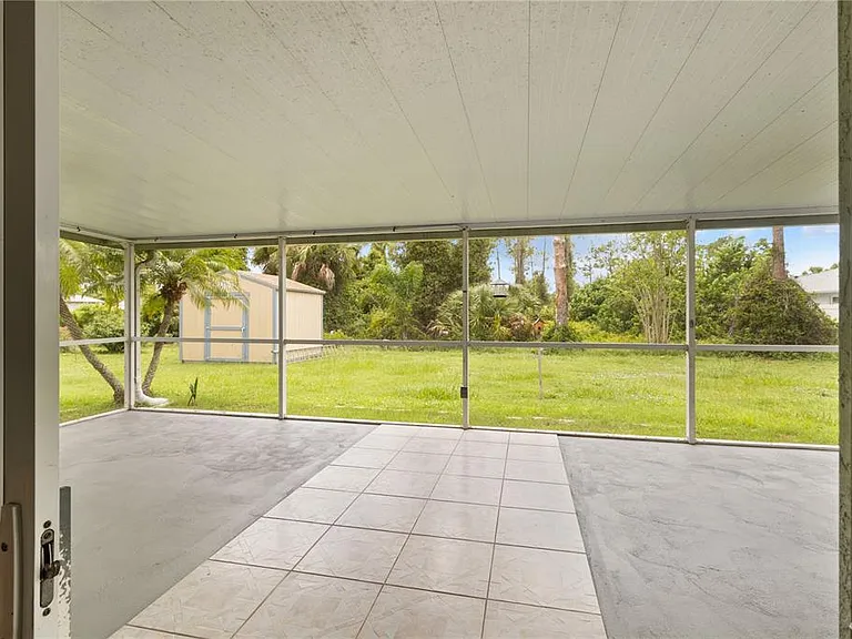 2745 Nellie Ln — Photo 28