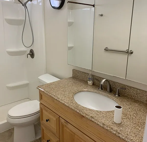 1298 Roxy Ave — Photo 5