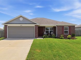 813 NW 67th Ave, Bentonville, AR 72713