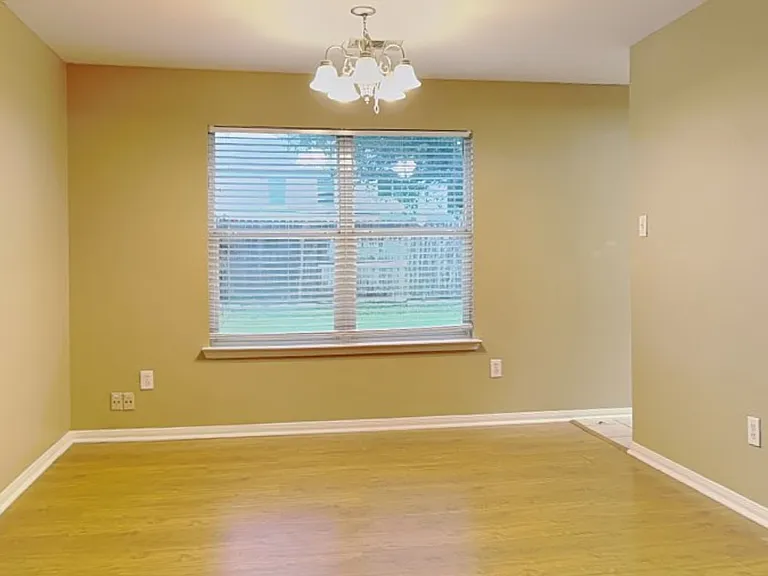 20322 Linden Tree Dr — Photo 7