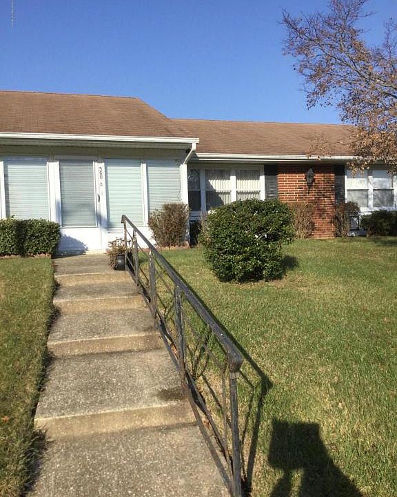 1st image of 560D Portsmouth Dr