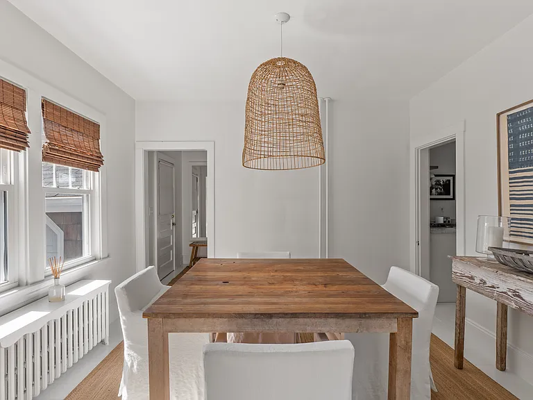 193 Coggeshall Ave — Photo 8