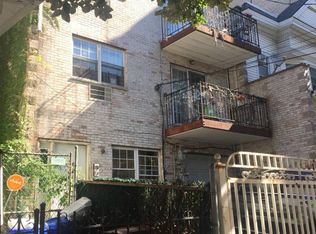 647 E 223rd St, Bronx, NY 10466